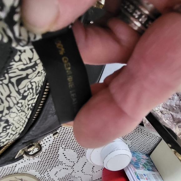 Rebecca Minkoff Black Shoulder Bag with Gold Chain - Picture 8 of 11